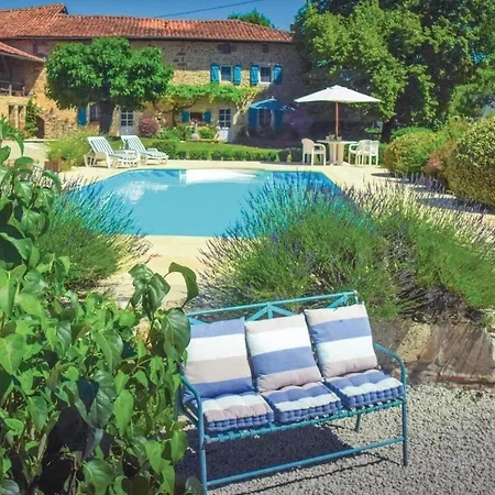 Amazing In Suaux Tatil Evi