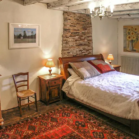 別荘 6 Bedroom Stunning In Suaux *