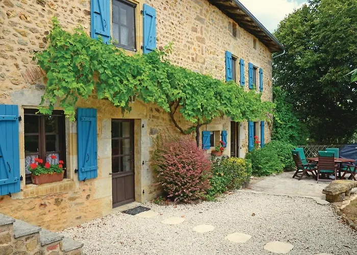 Amazing In Suaux Ferienhaus